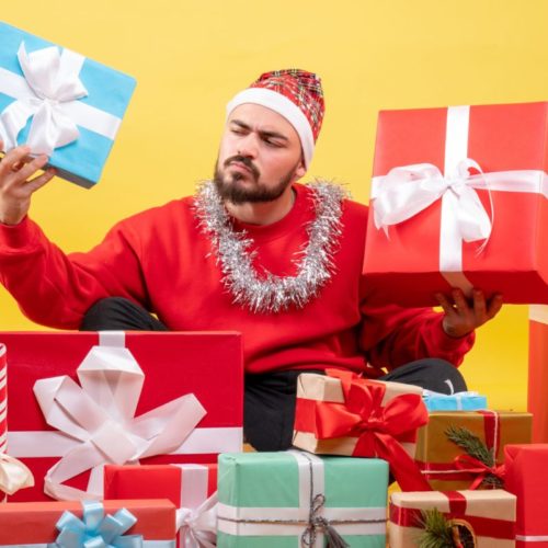 Рейтинг худших подарков в новогодний праздник
