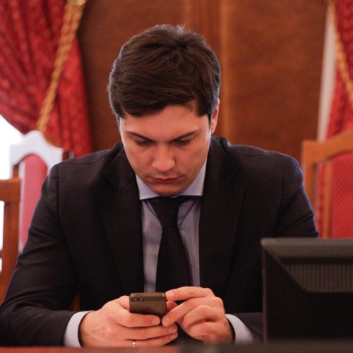 Вице-мэр Артем Скатов вернулся к работе