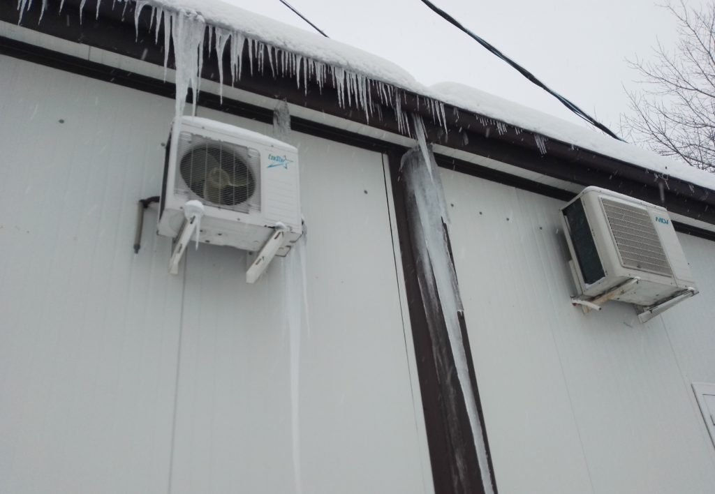 Падение сосулек на людей мэрия предотвратит с прокуратурой