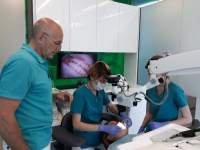 стоматологические клиники