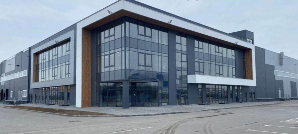 В Новосибирске открылся крупный логистический терминал