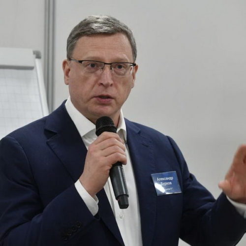 Губернатор Омской области Александр Бурков ушел в отставку
