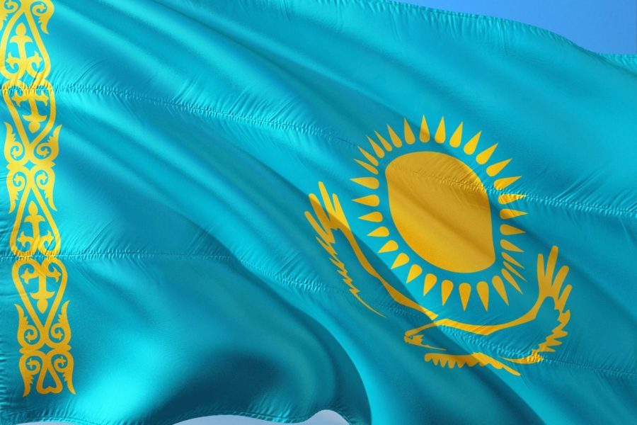 С 1 апреля Казахстан запустит систему для контроля за товарами, реэкспортируемых в РФ