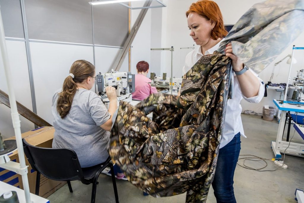 Недобросовестные граждане делают бизнес на амуниции для участников СВО