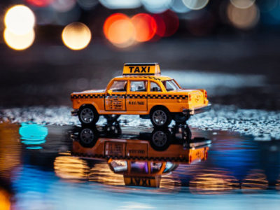 рост вакансий для таксистов составил 513%