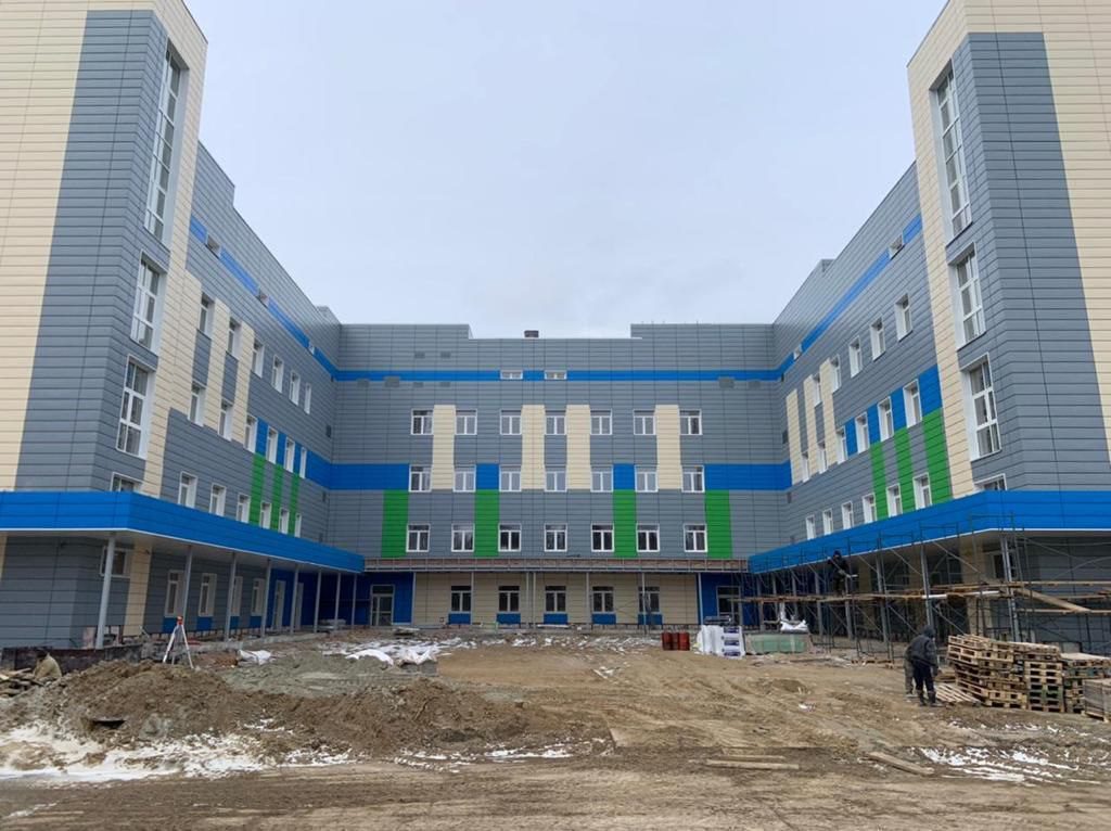 Поликлинику в Краснообске сдадут на год раньше