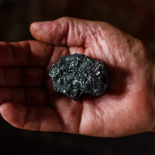 две шахты приостановили работу в Кузбассе
