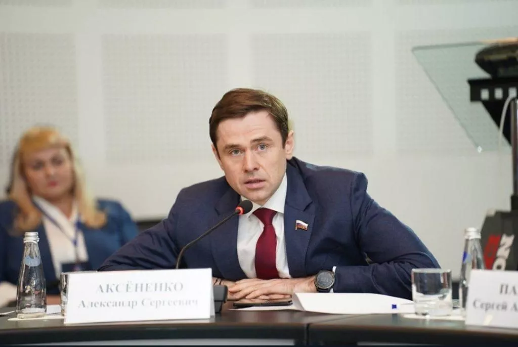 «Пора узаконить «интернет-мыслителей»