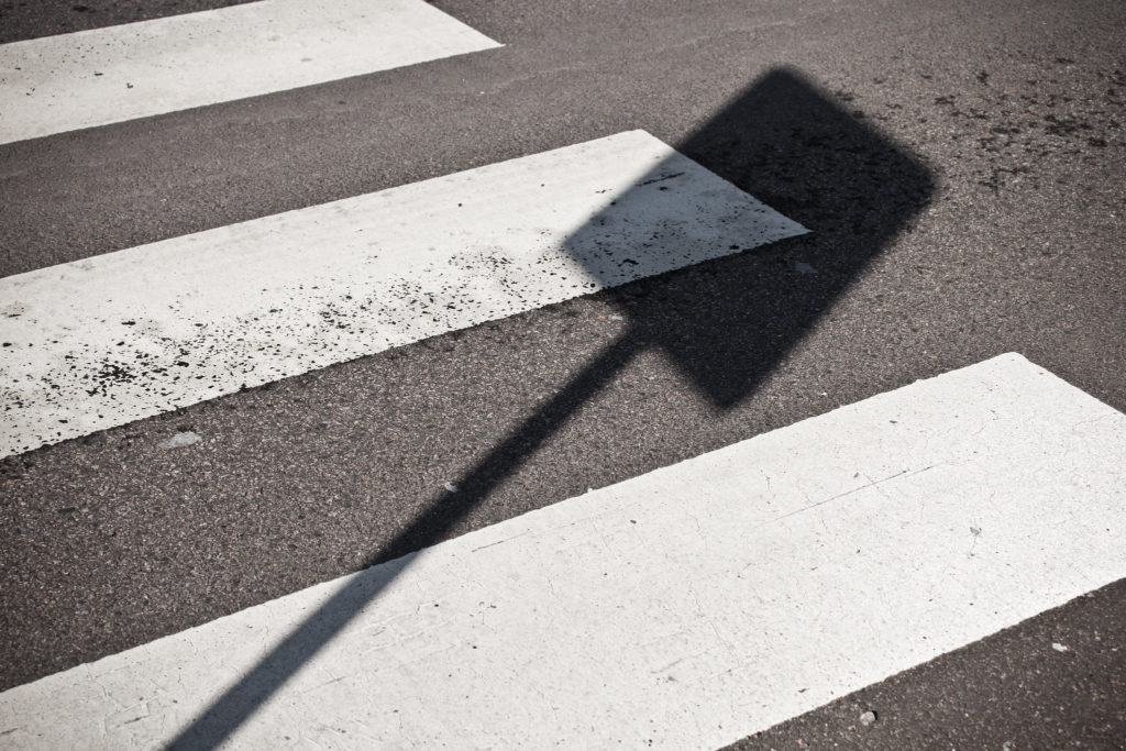 Пять пешеходных переходов обустроят на федеральных трассах