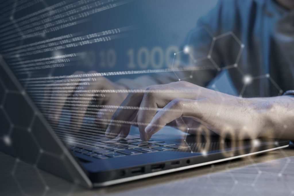 ВТБ и НИУ ВШЭ открыли весеннюю школу по бизнес-информатике для участников олимпиады «Я – профессионал»