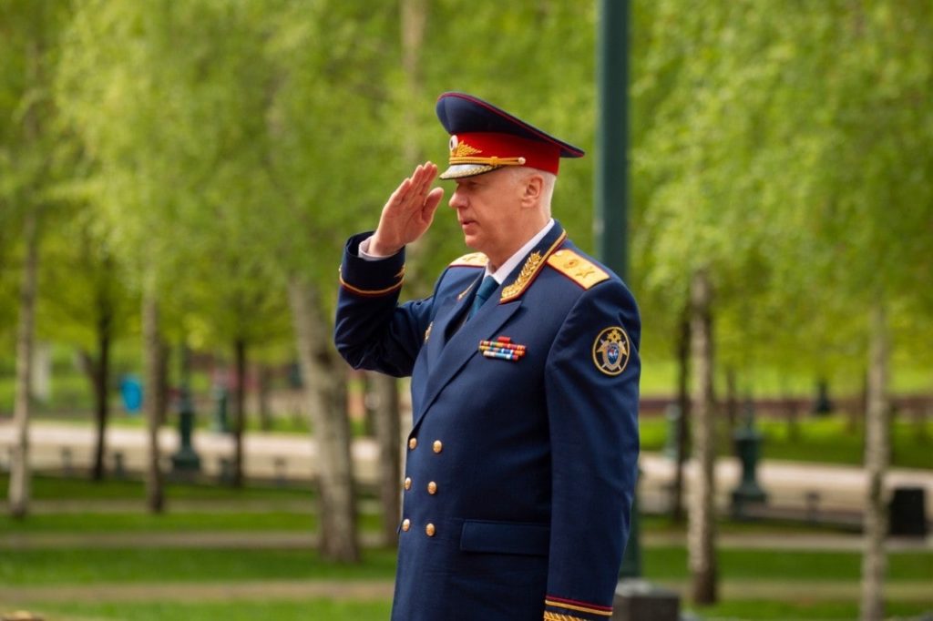 Александр Бастрыкин потребовал разобраться в ситуации с заброшенным памятником под Новосибирском