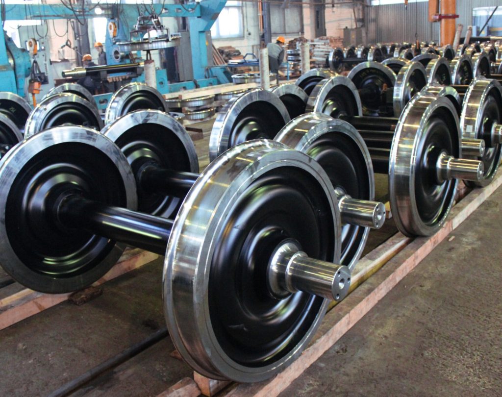 Дочерняя компания ПГК начала производить новые колесные пары на Алтае