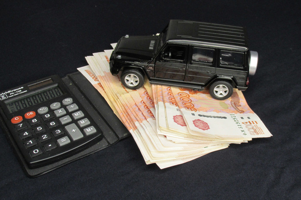 В апреле средний размер автокредита в Новосибирской области снизился