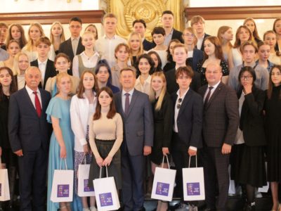 93 новосибирских школьника получили 100 баллов за ЕГЭ
