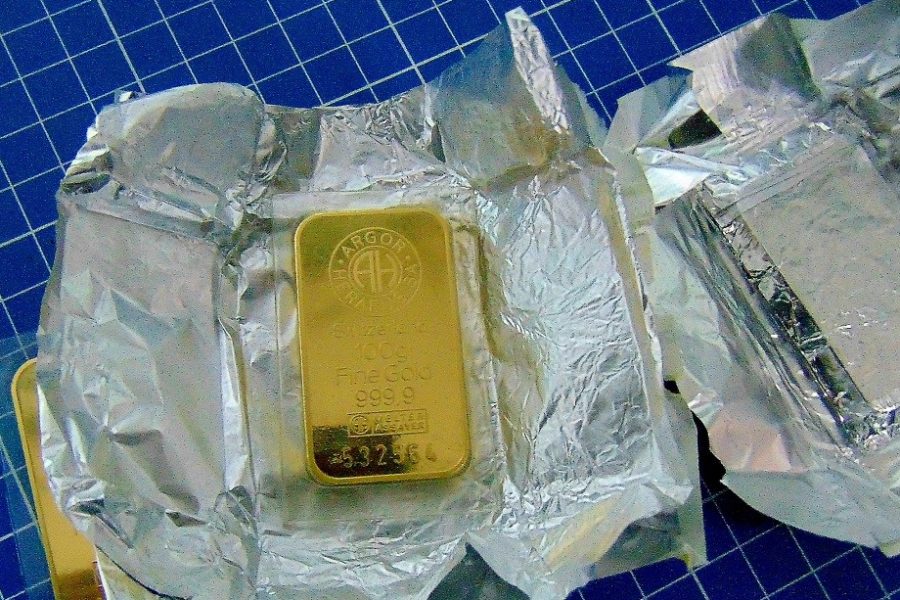 Россиянка попыталась вылететь в Турцию с золотыми слитками, замаскированными в шоколаде «Аленка»