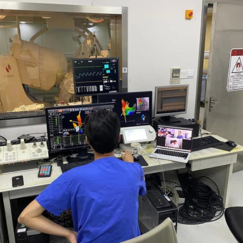 Новосибирский хирург дистанционно провел сложную операцию на сердце пациента, который находился в Китае