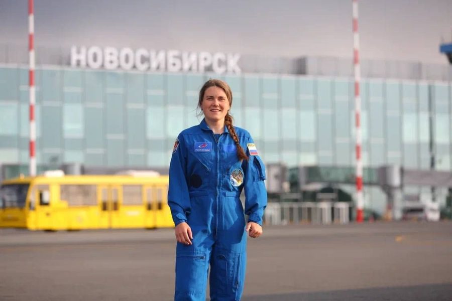 Космонавт Анна Кикина прилетела в Новосибирск