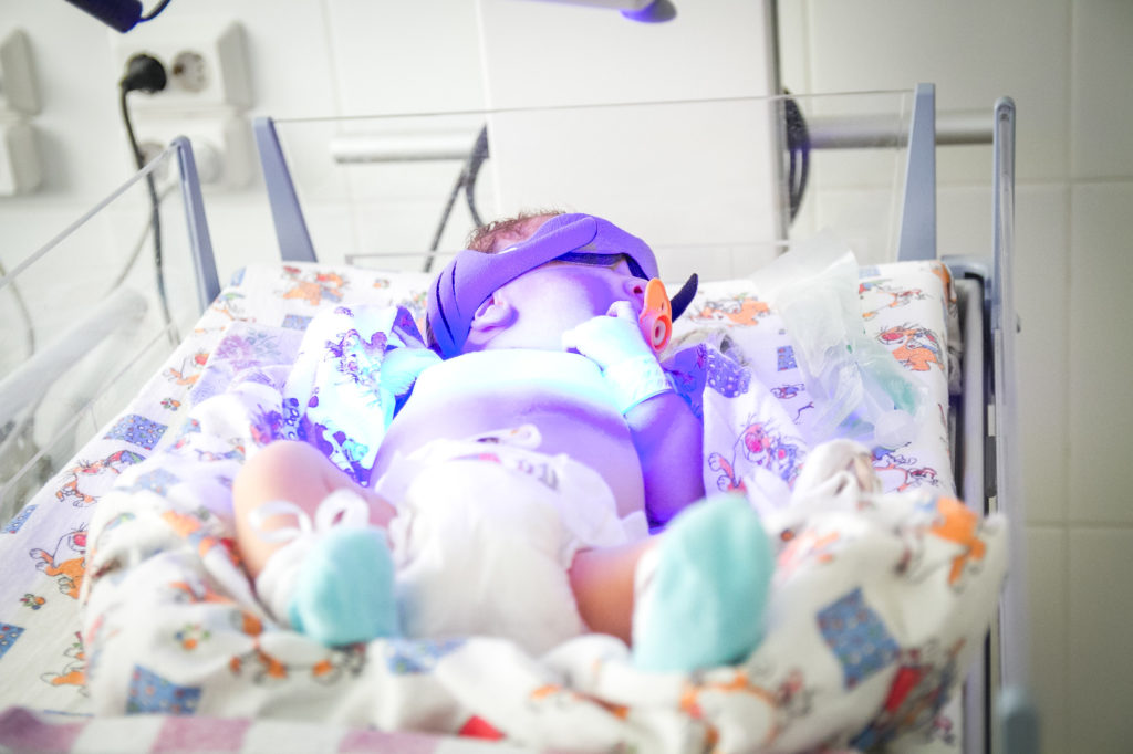 Глава Следственного комитета взял под контроль ситуацию со смертью детей в новосибирском роддоме