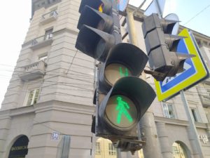 Пешеходную фазу на светофорах ввели на 34 перекрестках в Новосибирске