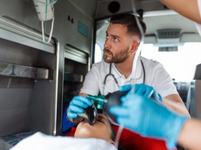 дефицит авто скорой помощи