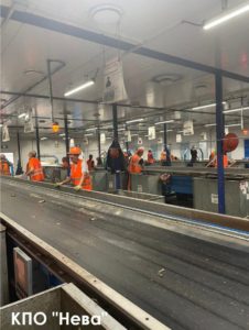 Экскурсия по современным мусорным полигонам не смирила новосибирцев с таким соседством