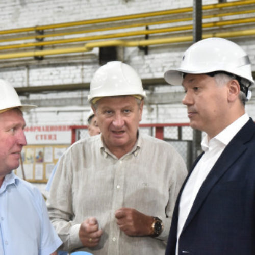 Губернатор НСО Андрей Травников предложил возродить «Сибтекстильмаш»