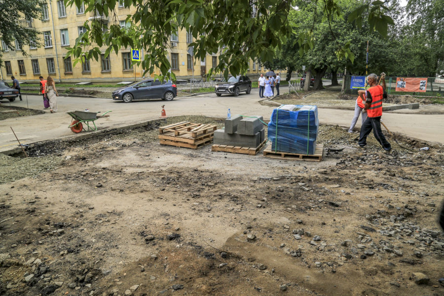 Новые светофоры и пешеходные переходы появятся на перекрестке ул. Александра Невского и 2-го Краснодонского переулка В Новосибирске