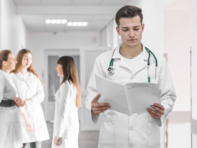 Студенты-медики помогают решать кадровый голод районных ЦРБ в Новосибирской области