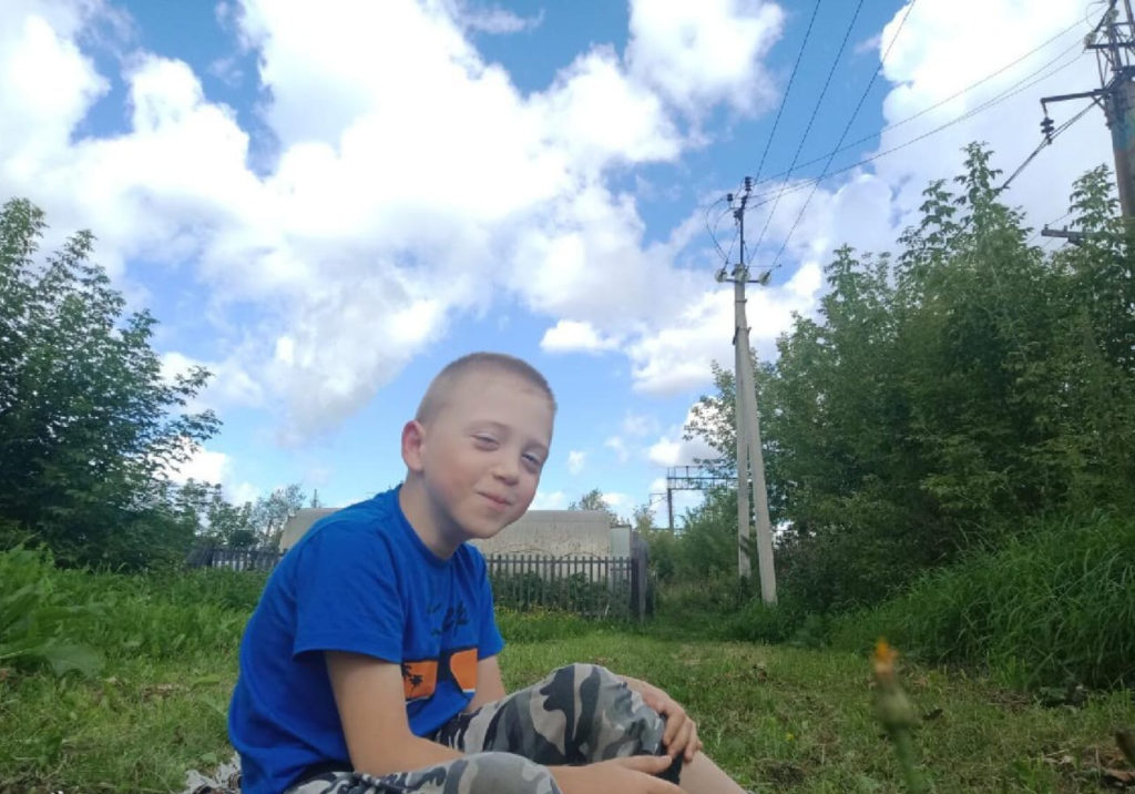 Девятилетнему Богдану Буракову с диагнозом ДЦП требуется курсовое лечение