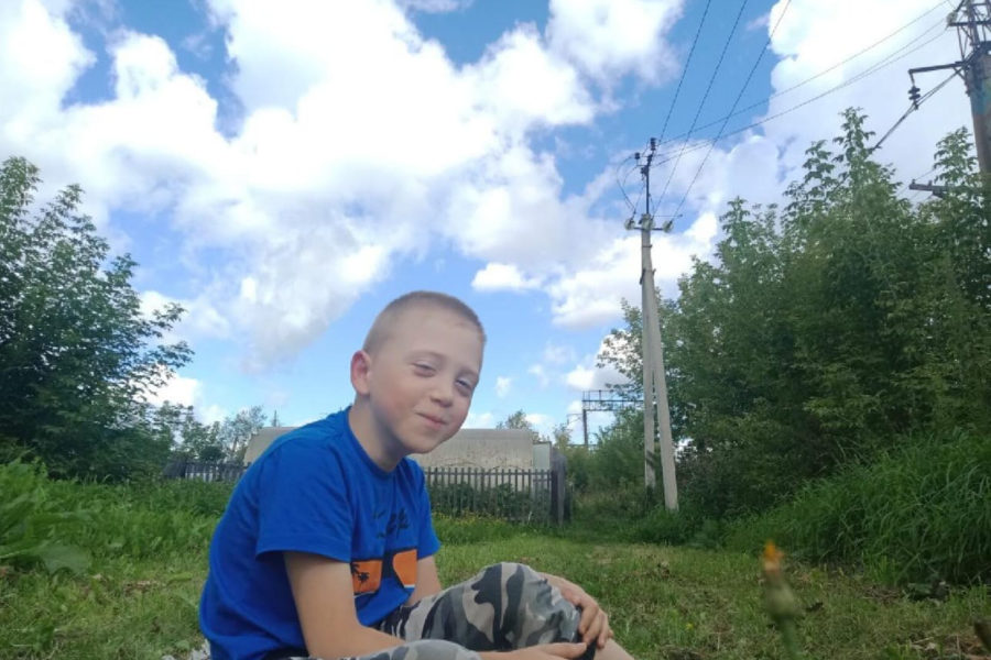 Девятилетнему Богдану Буракову с диагнозом ДЦП требуется курсовое лечение