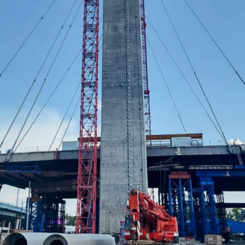 Строители четвертого моста оправдались за пыль рифмами