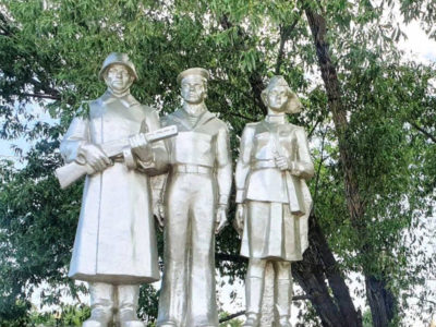 В Новосибирской области возбуждено уголовное дело в отношении вандалов, осквернивших памятник героям ВОВ