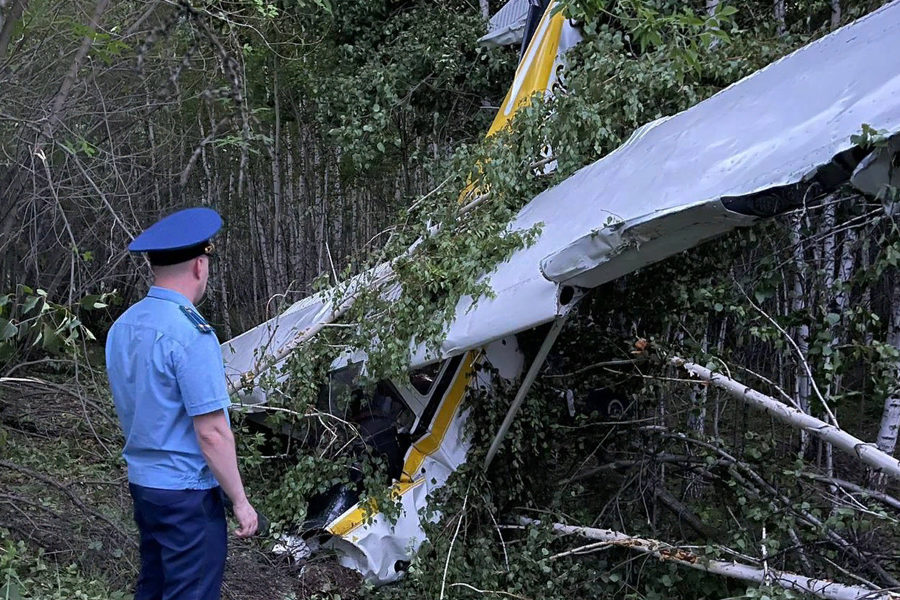 Транспортная прокуратура организовала проверку по факту жесткой посадки легкомоторного самолета в Новосибирске