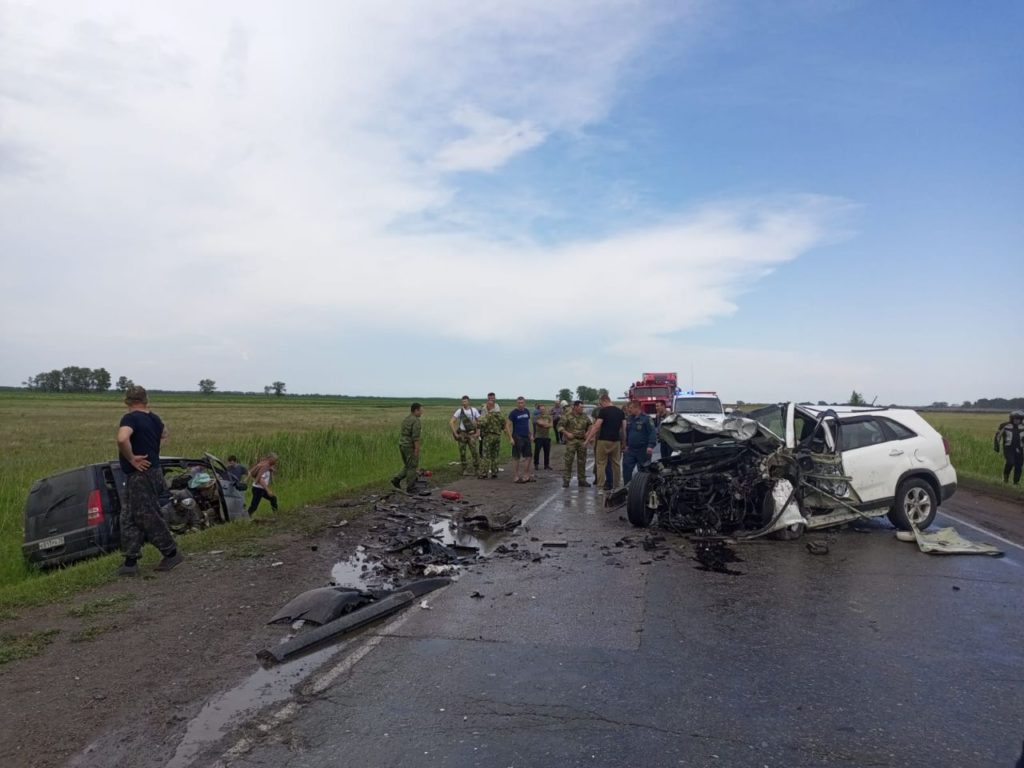 В ДТП в Кочковском районе погибли два человека