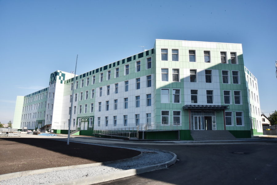 Cто тысяч жителей Октябрьского района Новосибирска примут в этом году две новые поликлиники