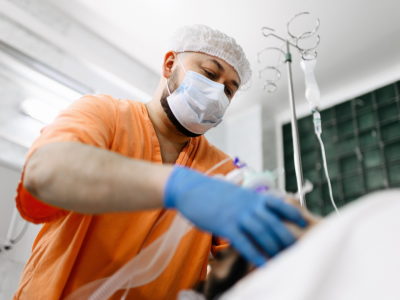 врачи собрали стопу пациента