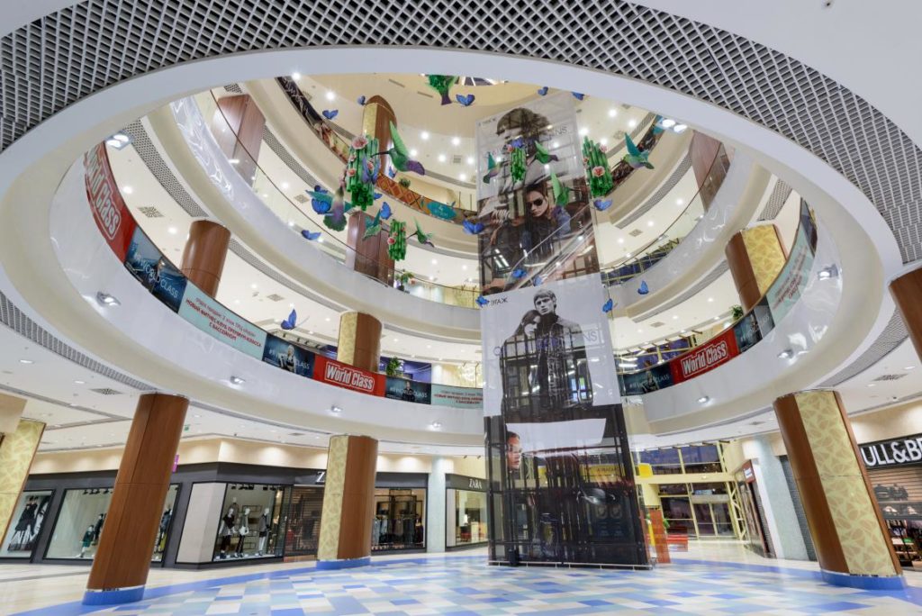 Стали известны владельцы крупных торговых центров Новосибирска