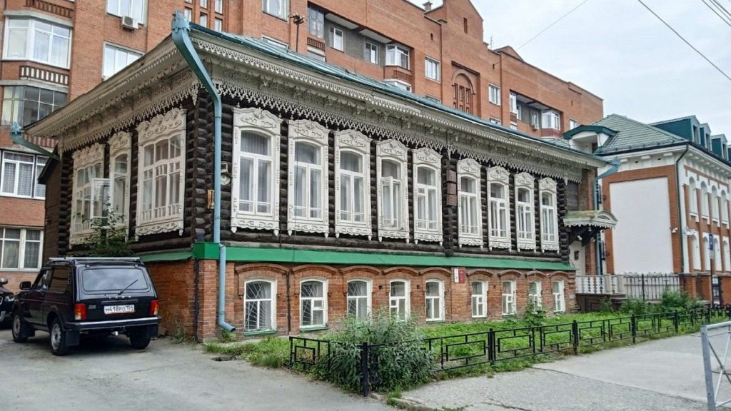 СГК согреет дом-памятник в Новосибирске