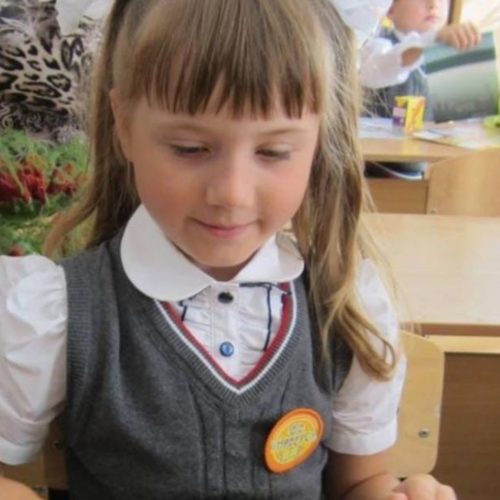 Высокие цены на школьную форму возмутили родителей в Новосибирской области