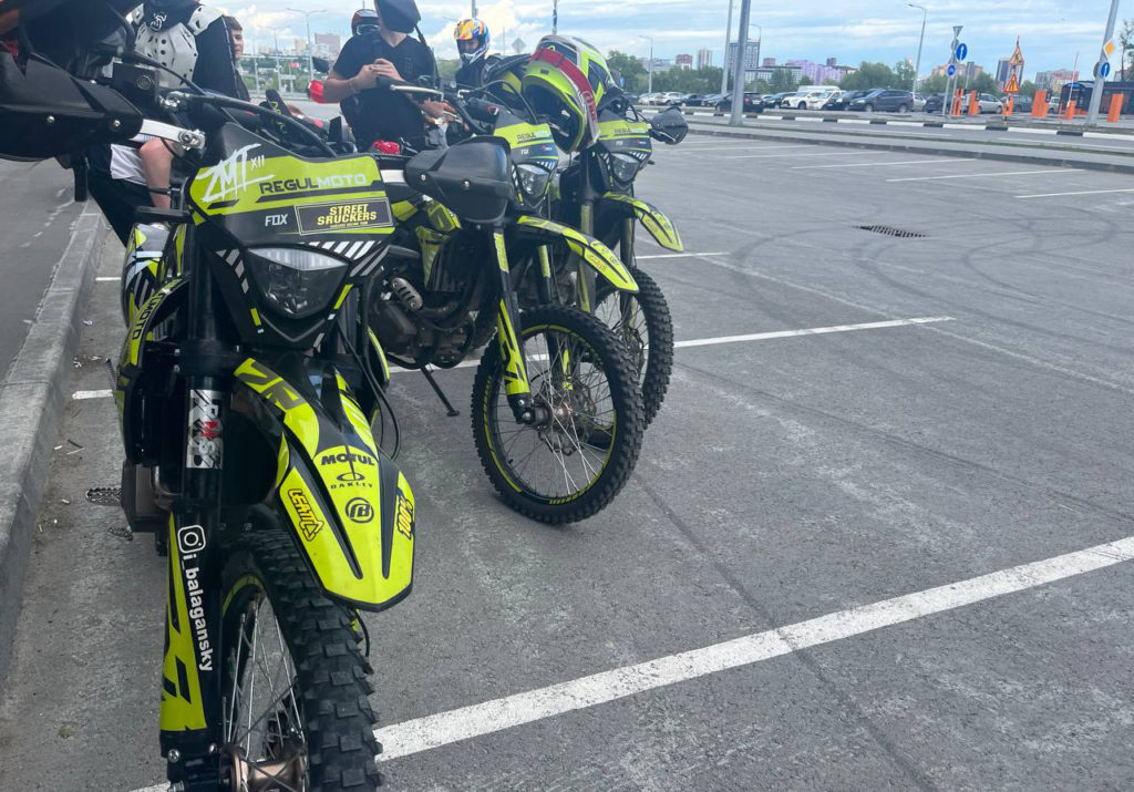 Коммунисты России призывают ГИБДД уложить спать ночных байкеров