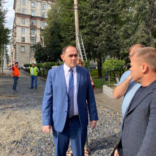 По поручению губернатора начался ремонт участка проспекта Дзержинского