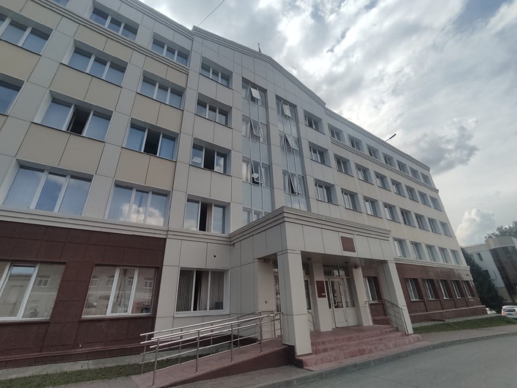 Новосибирский суд оставил на свободе директора парка развлечений