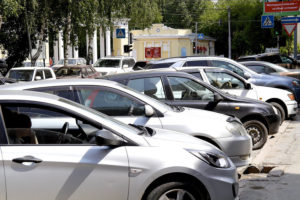 Новосибирцам, передавшим права на выплату по ОСАГО автоюристам, придет налог 13%
