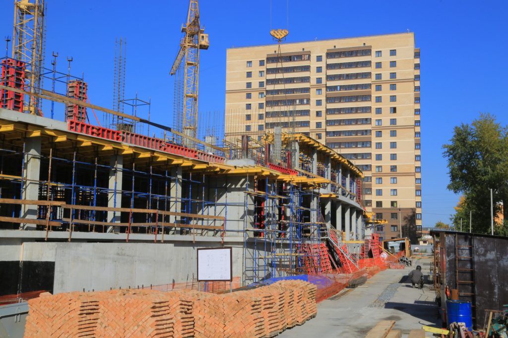 Реконструкцию здания школы № 57 в Новосибирске могут завершить раньше срока