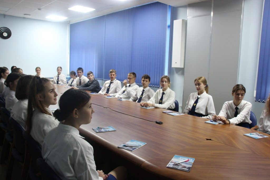 В НГУЭУ открыли «прокурорский» класс