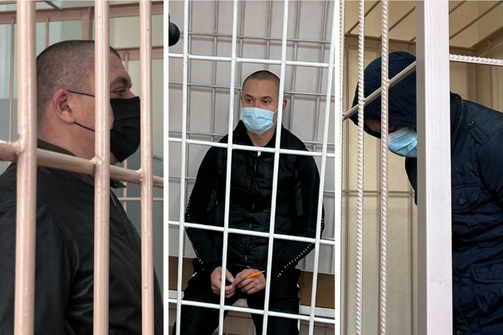 Троих полицейских-коррупционеров отправили в СИЗО в Новосибирске