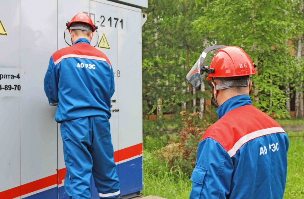 В Верх-Туле без света остались около 2,5 тысяч человек, 2 детсада и школа