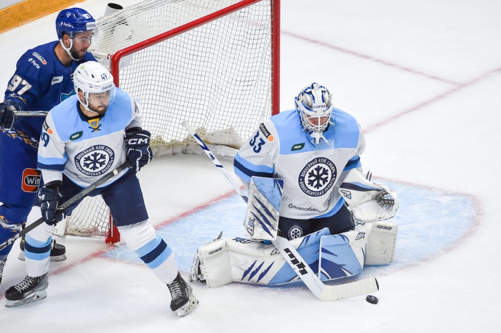 ХК «Сибирь» на выезде обыграла «Барыс»