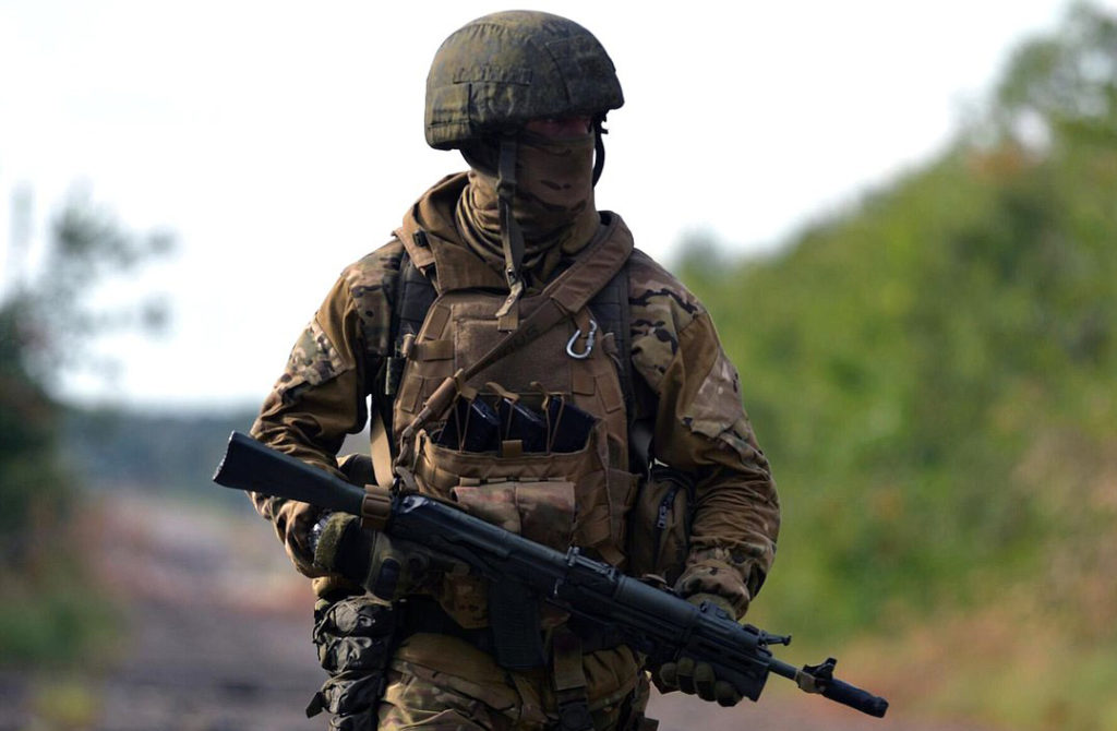 Предпринимателям, которые возьмут на работу участников СВО, присвоят статус соцпредприятия