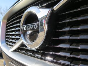 Российские предприятия Volvo возглавили партнеры Игоря Кима